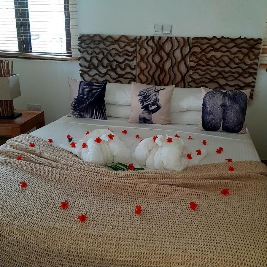 4 Etoile Villas Anse Volbert Village 外观 照片